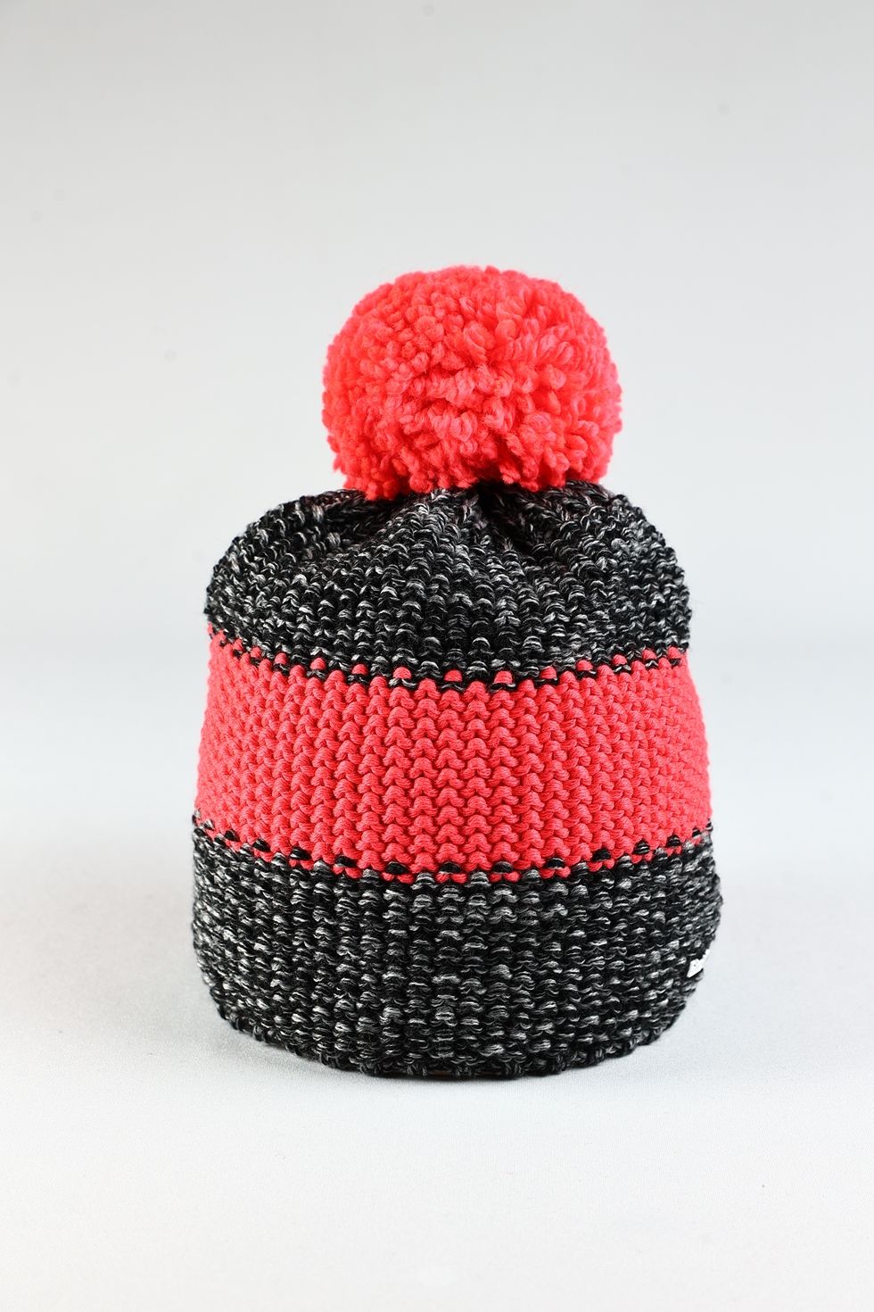 Шапка Eisbar Styler Pompon MU