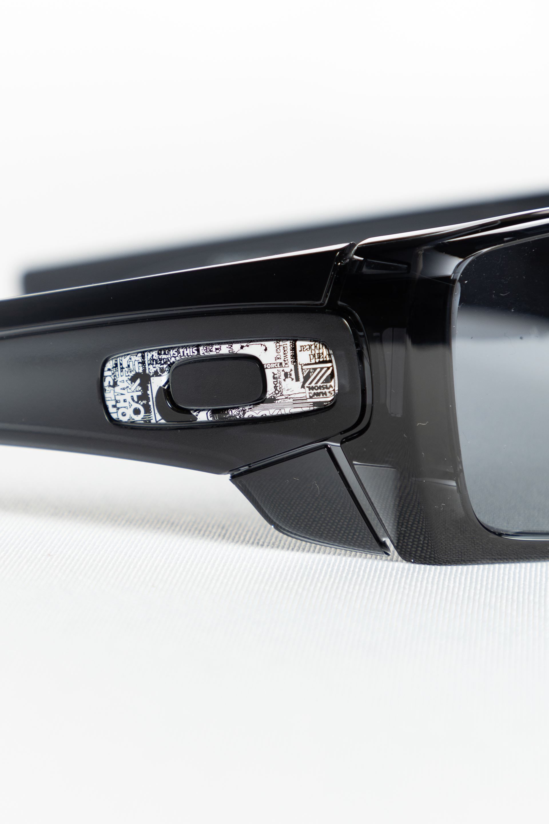 Окуляри сонцезахисні Oakley BATWOLF 01 BLACK INK BLACK IRIDIUM - Фото 2